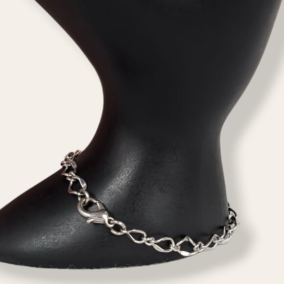 Metal Paw Print Chain Bracelet - Picture 4 of 5